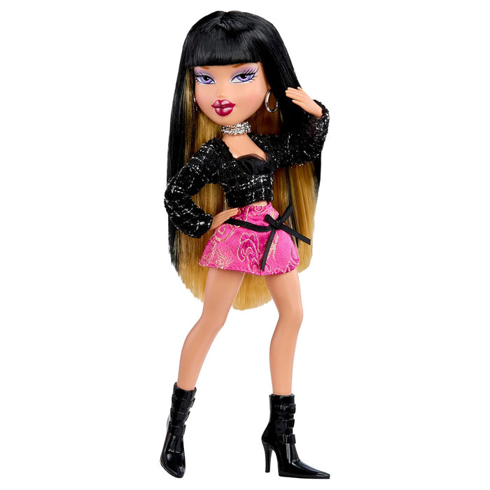 Bratz What'z in My Closet Dana Doll Set