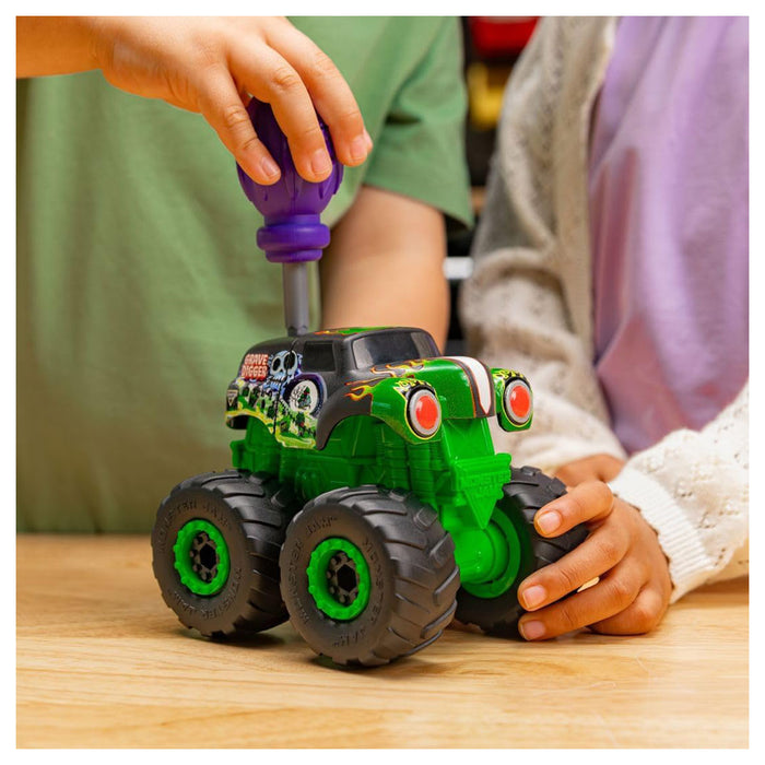 Monster Jam Monstruction Grave Digger Buildable Vehicle