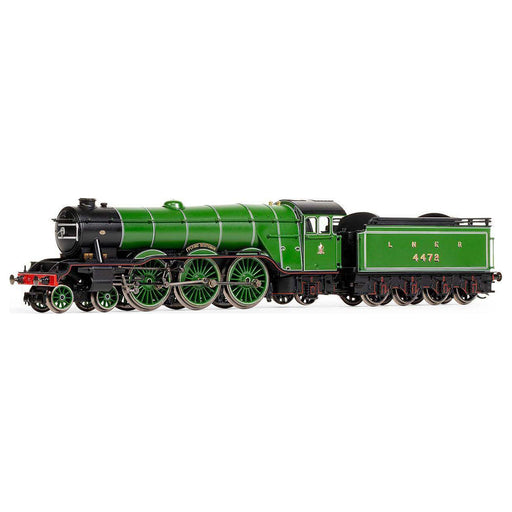 Hornby LNER Class A1 4-6-2 4472 'Flying Scotsman' Train