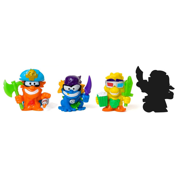 Piratix Adventure World Golden Series 4 Pack Figure Set (styles vary)