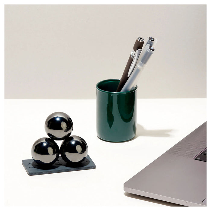 Speks Supers Spectacularly Magnetic Gunmetal Black Balls (3 Pack)