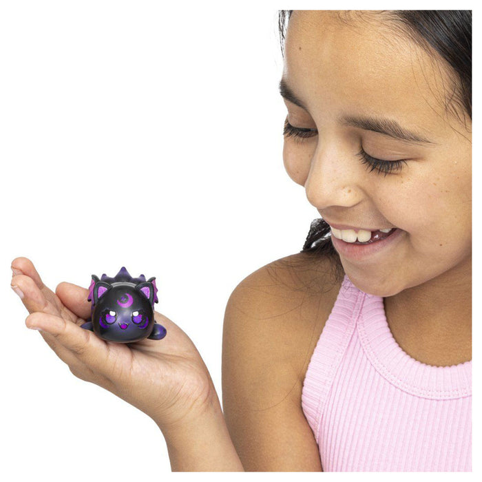 Aphmau Mystery MeeMeows Litter 7 Elemental Surprise Figure