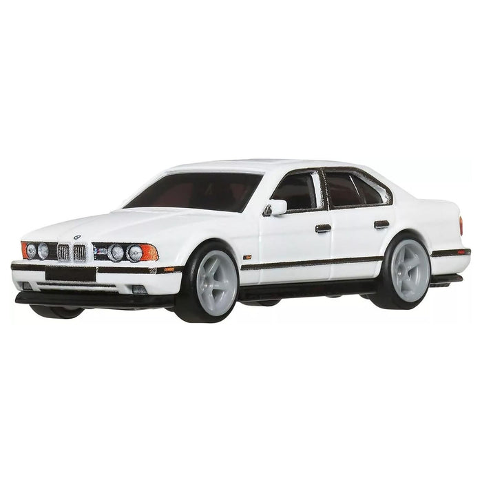 Hot Wheels Premier Boulevard '91 BMW M5 Car