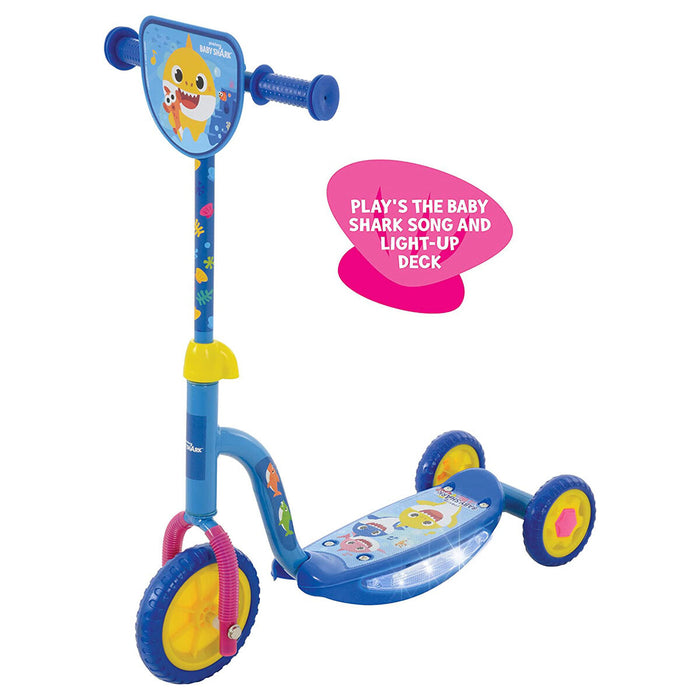 Baby Shark Music & Lights Tri Scooter