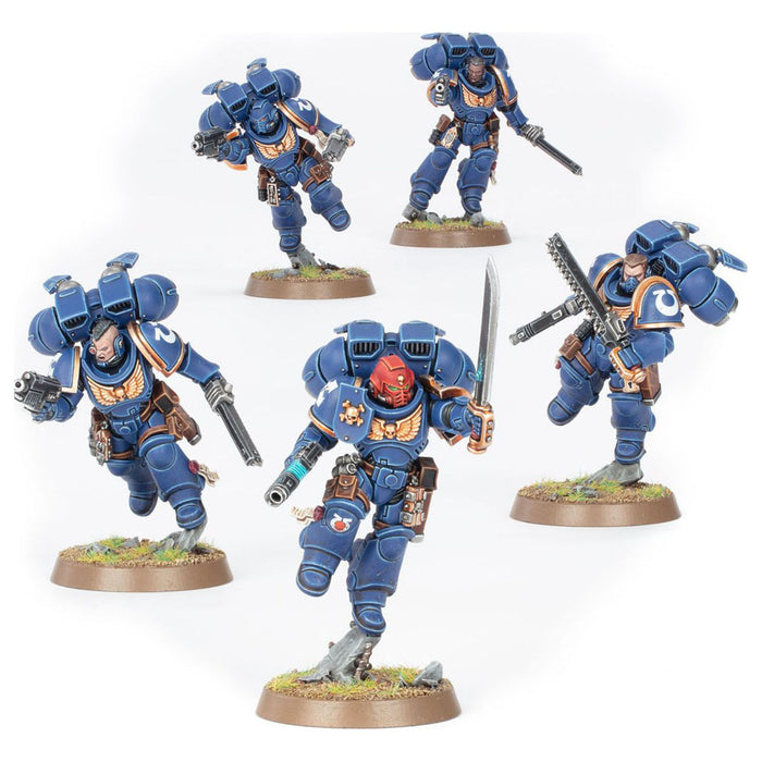 Warhammer 40,000 Space Marines: Jump Pack Intercessors Miniatures Set