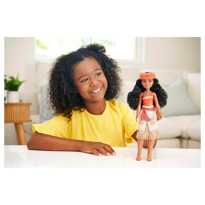 Disney Princess Moana Fashion Doll