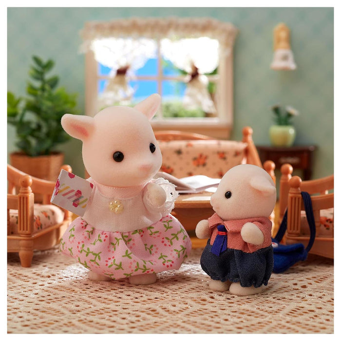 Sylvanian Families Goat Family Figures (4 Pack)