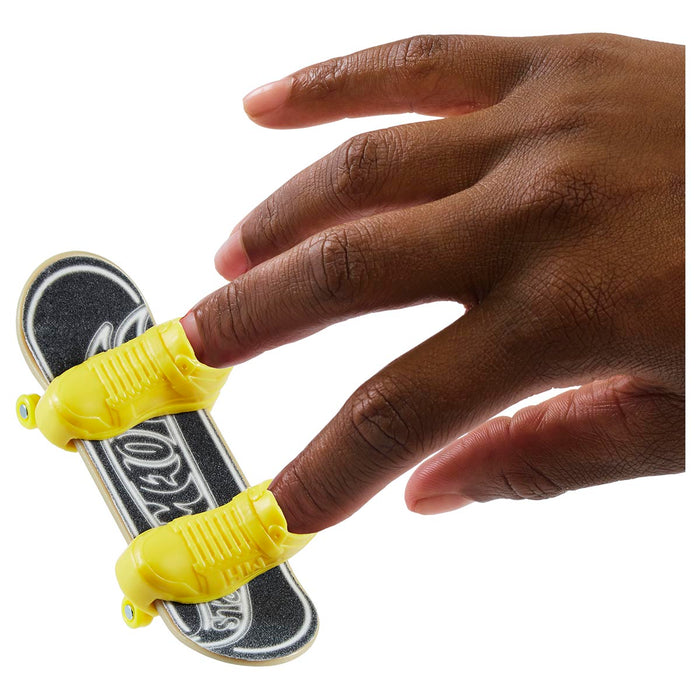 Lined Luminescence Hot Wheels Skate Fingerboard (Gnarly Neon 3/3)