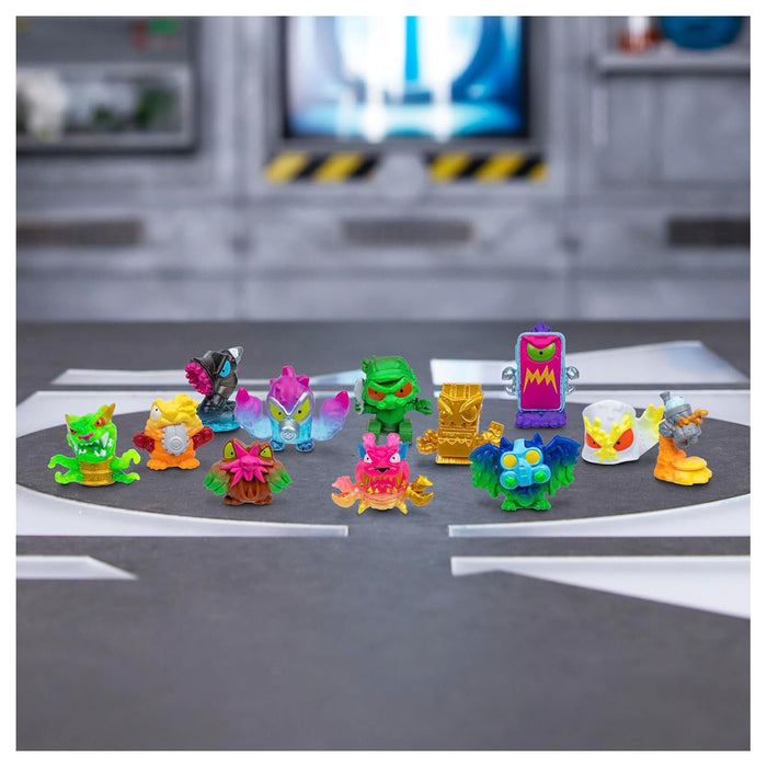 MrBeast Lab Swarms Mega Lab Pack Atomic Series Crab Cat