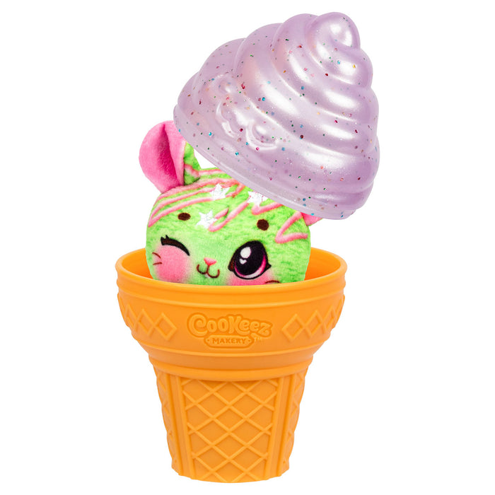 Cookeez Makery Yum Yumz Scented Surprise Plush Pets (styles vary)