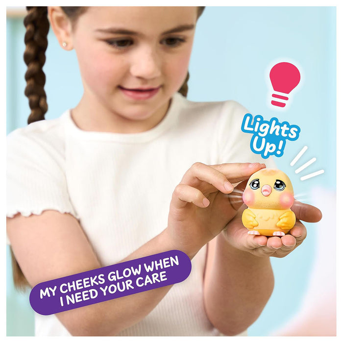 Little Live Pets Ouchies Chirpy the Chick Vet Kit