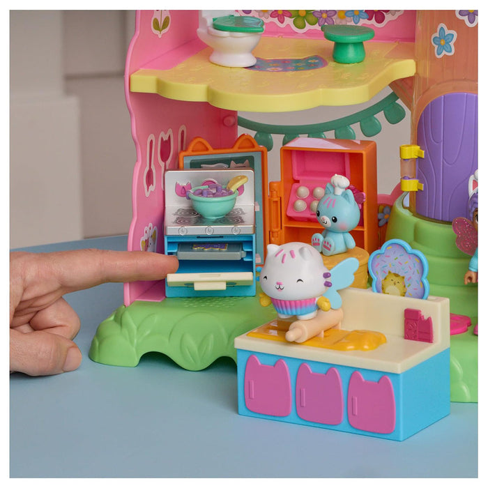Gabby's Dollhouse Fairylandia Cakey Cat's Fairy Kitchen Set