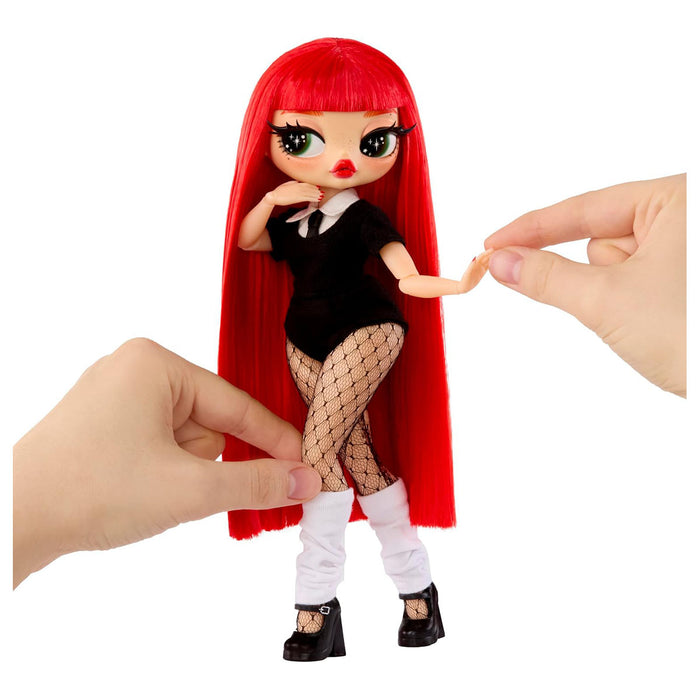 L.O.L. Surprise! O.M.G. Music Festival K-POP Jennie Doll