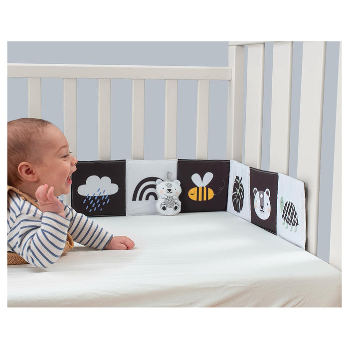 Savannah Black & White Book