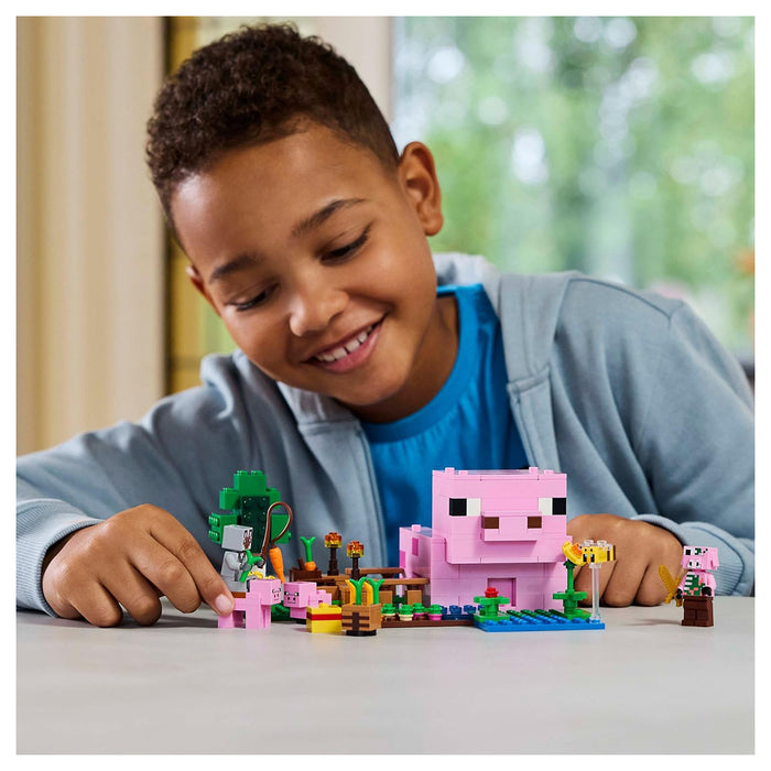 LEGO Minecraft The Baby Pig House Building Set