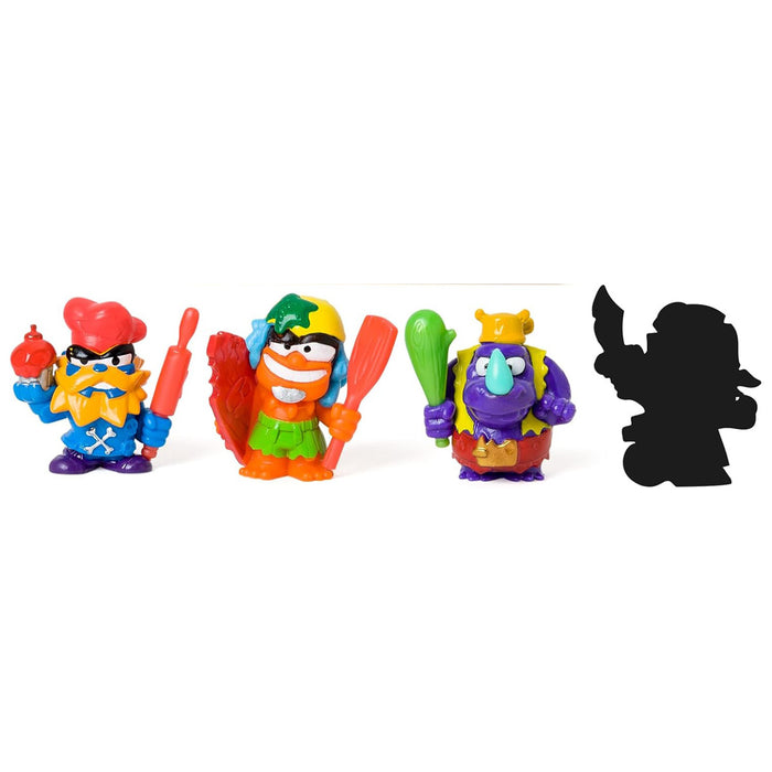 Piratix Adventure World Golden Series 4 Pack Figure Set (styles vary)