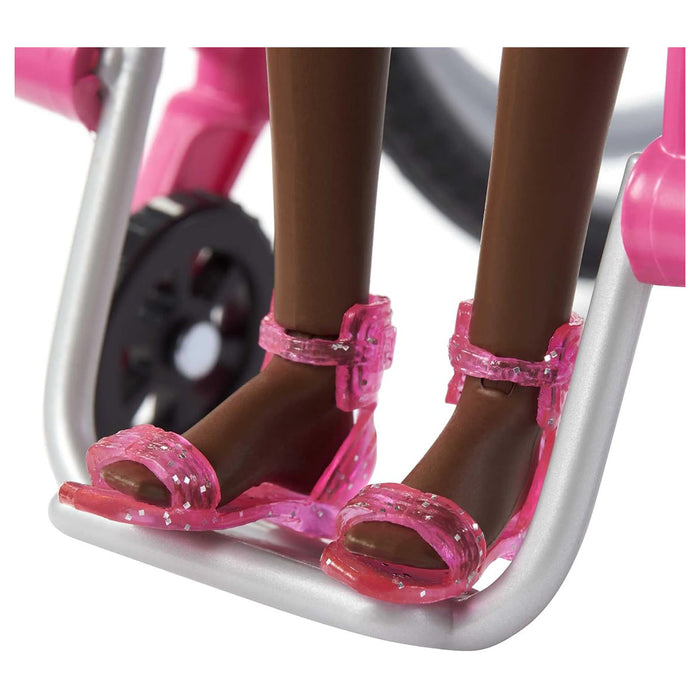 Barbie Fashionistas: Barbie Doll with Wheelchair and Ramp