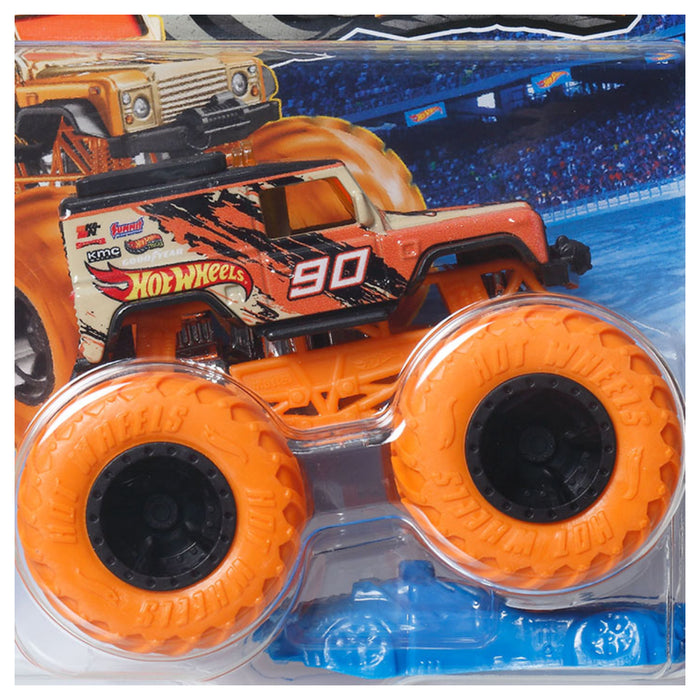 Hot Wheels Monster Trucks Freestyle Wreckers: Land Rover Defender 90 Die-Cast Truck 5/11