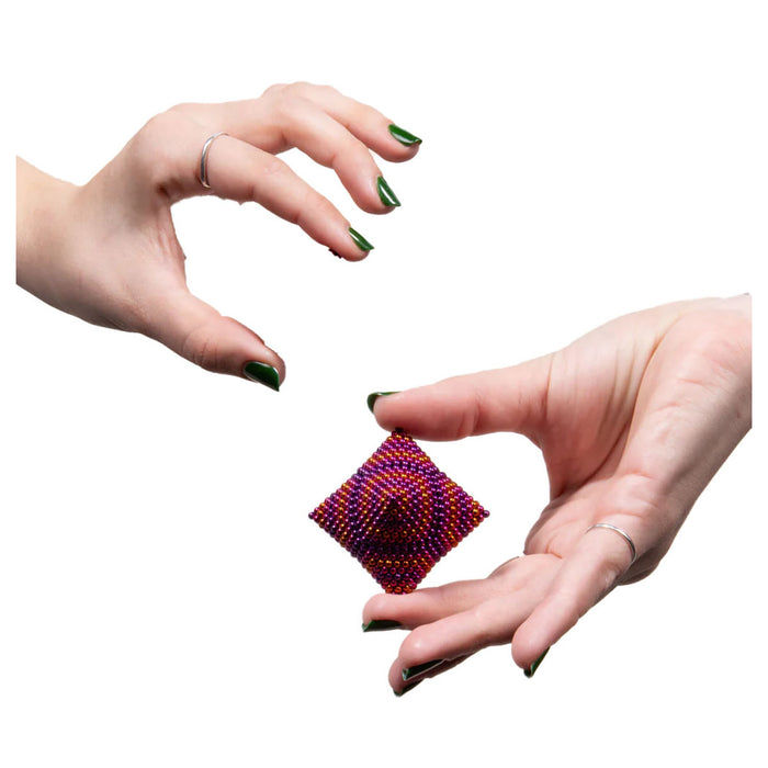 Speks Energize Gradient Spectacularly Magnetic Fidget Toy