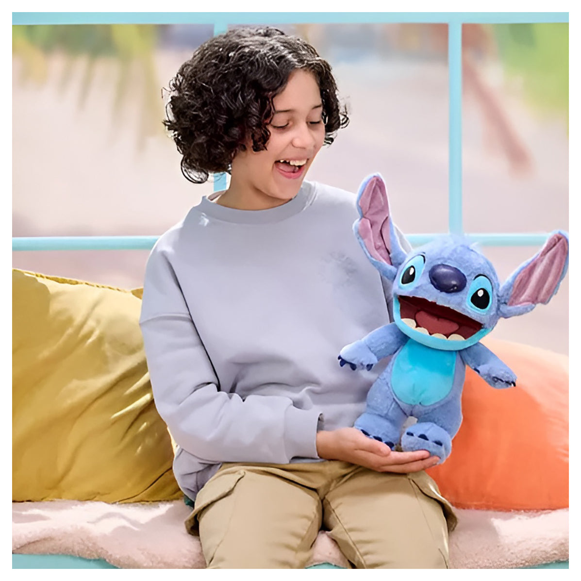 Disney Stitch: Chatty Stitch Deluxe Puppetronic — Booghe