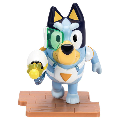 Bluey Studio Collection S1 Surprise Blaster Bluey Figure
