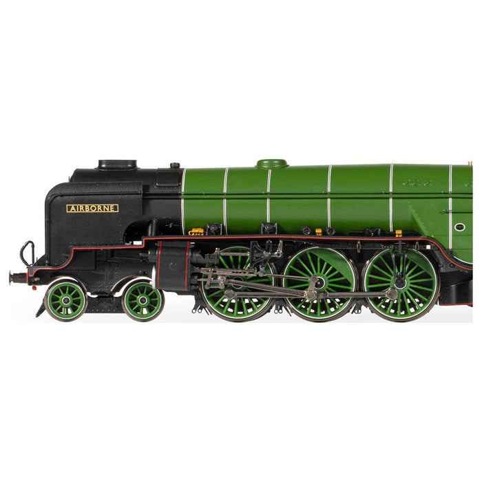 Hornby LNER Thompson Class A2/3 511 Airborne Train