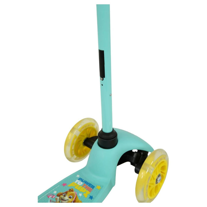 PAW Patrol Tilt 'n' Glo Tri Scooter with Motion Activated Lights