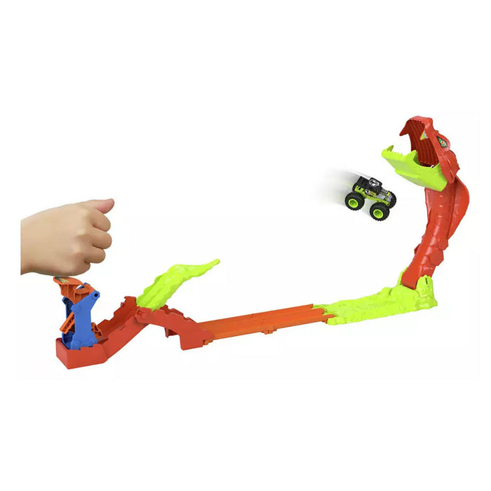 Hot Wheels Monster Trucks Snake Slam Takedown Playset