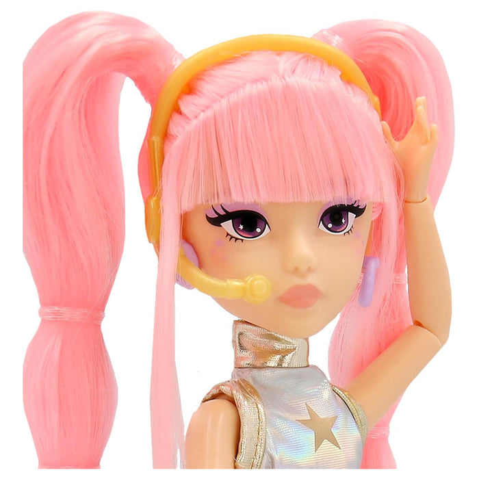 K-POP Idol Yuni 25cm Fashion Doll