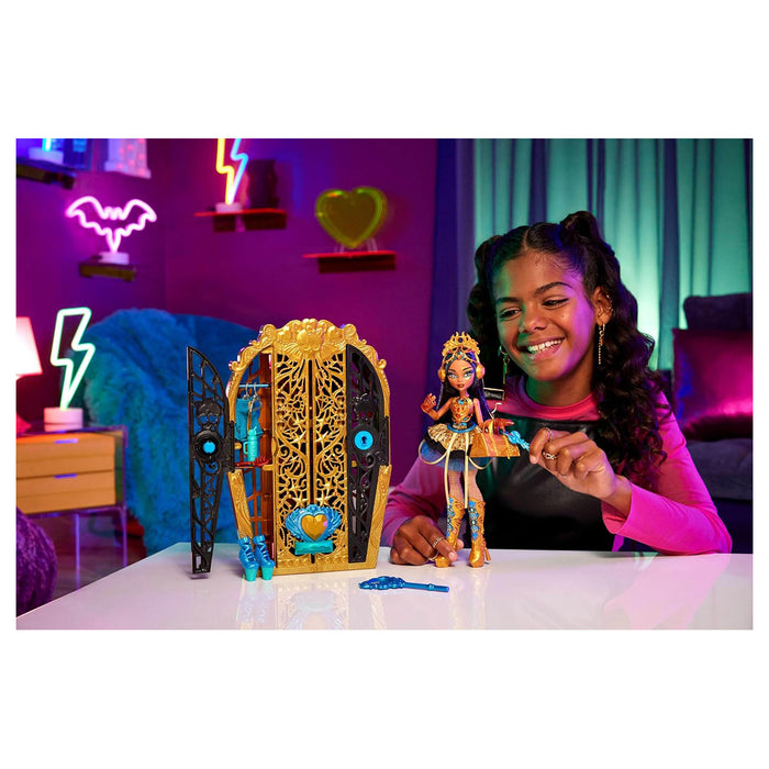 Monster High Skulltimate Secrets Series 4 Mystery Monsters Cleo De Nile Doll