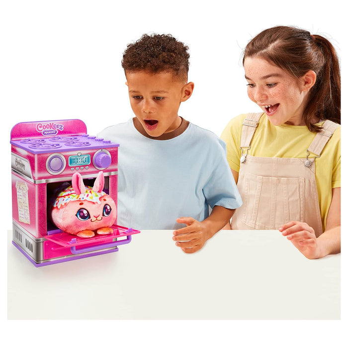 Cookeez Makery Cinnamon Treetz Surprise Interactive Pet Oven Kit