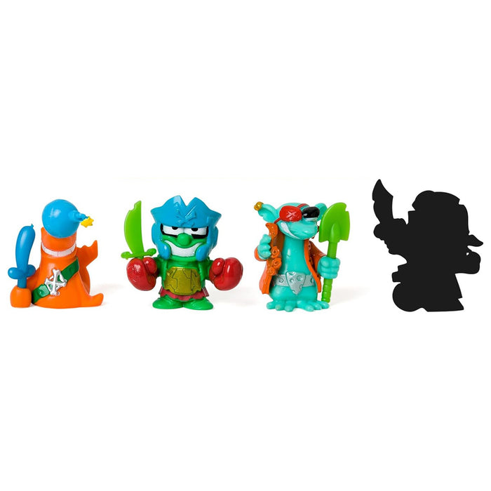 Piratix Adventure World Golden Series 4 Pack Figure Set (styles vary)