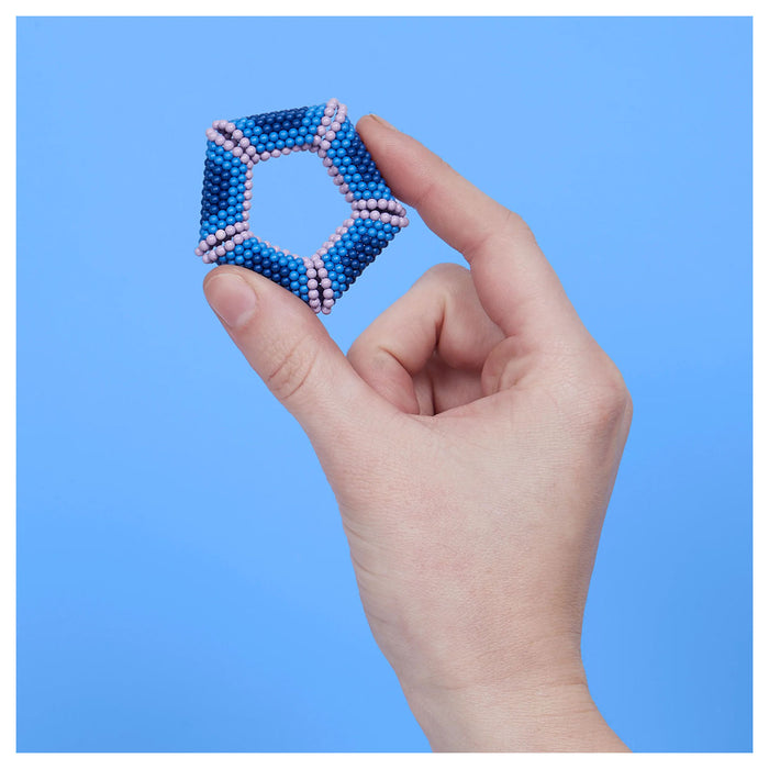 Speks Bold Valiant Spectacularly Magnetic Fidget Toy