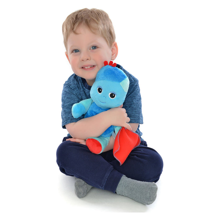 In the Night Garden Snuggly Singing Igglepiggle Plush